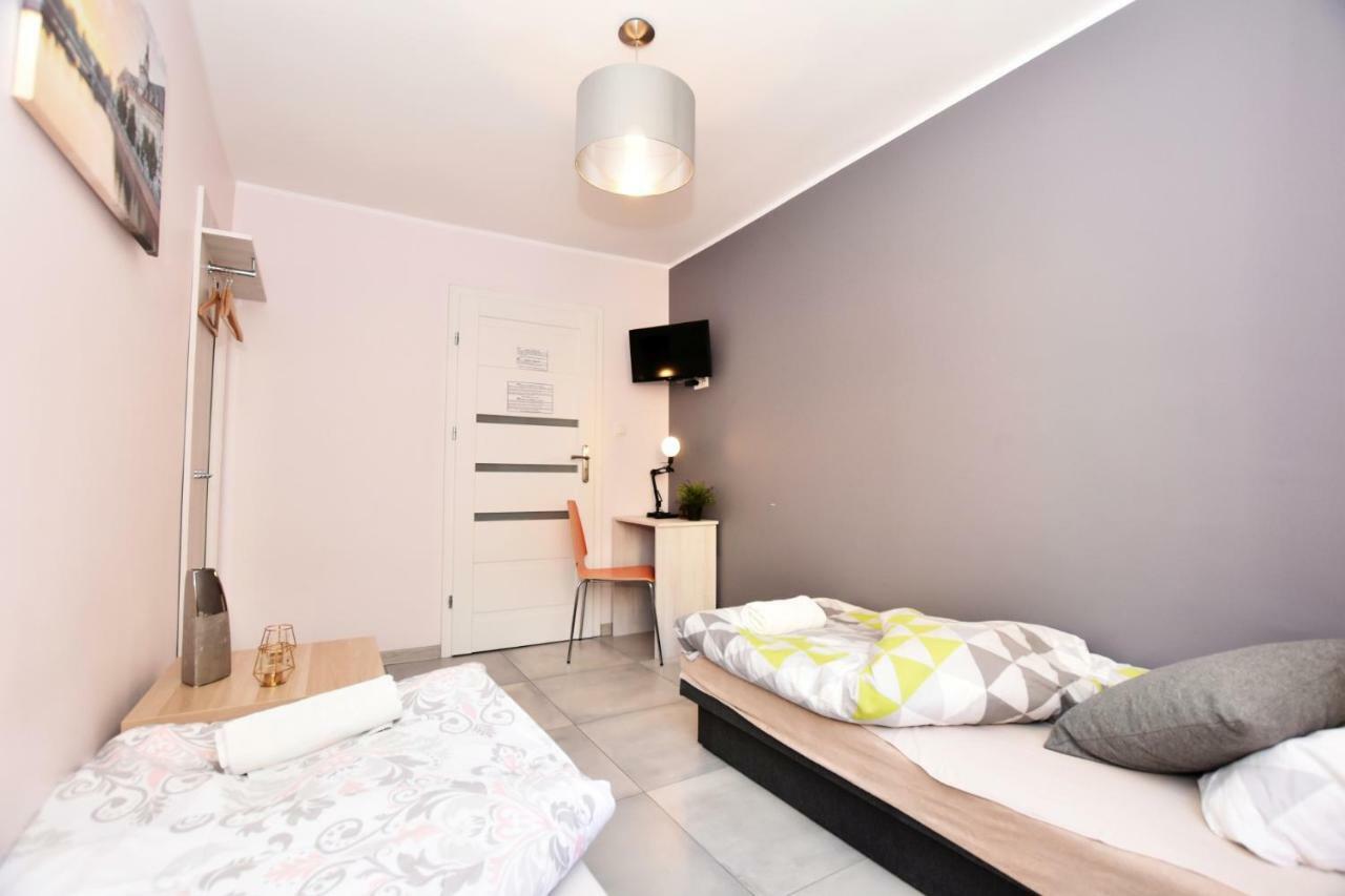 City Central Hostel Laciarska Wrocław Zewnętrze zdjęcie