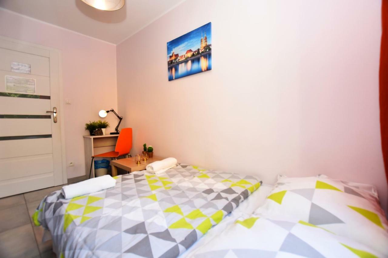 City Central Hostel Laciarska Wrocław Zewnętrze zdjęcie
