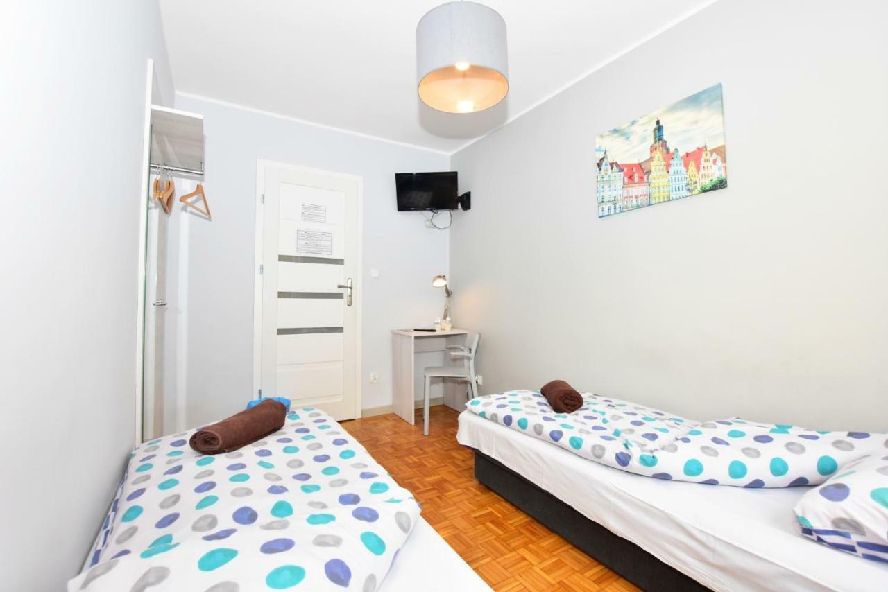 City Central Hostel Laciarska Wrocław Zewnętrze zdjęcie