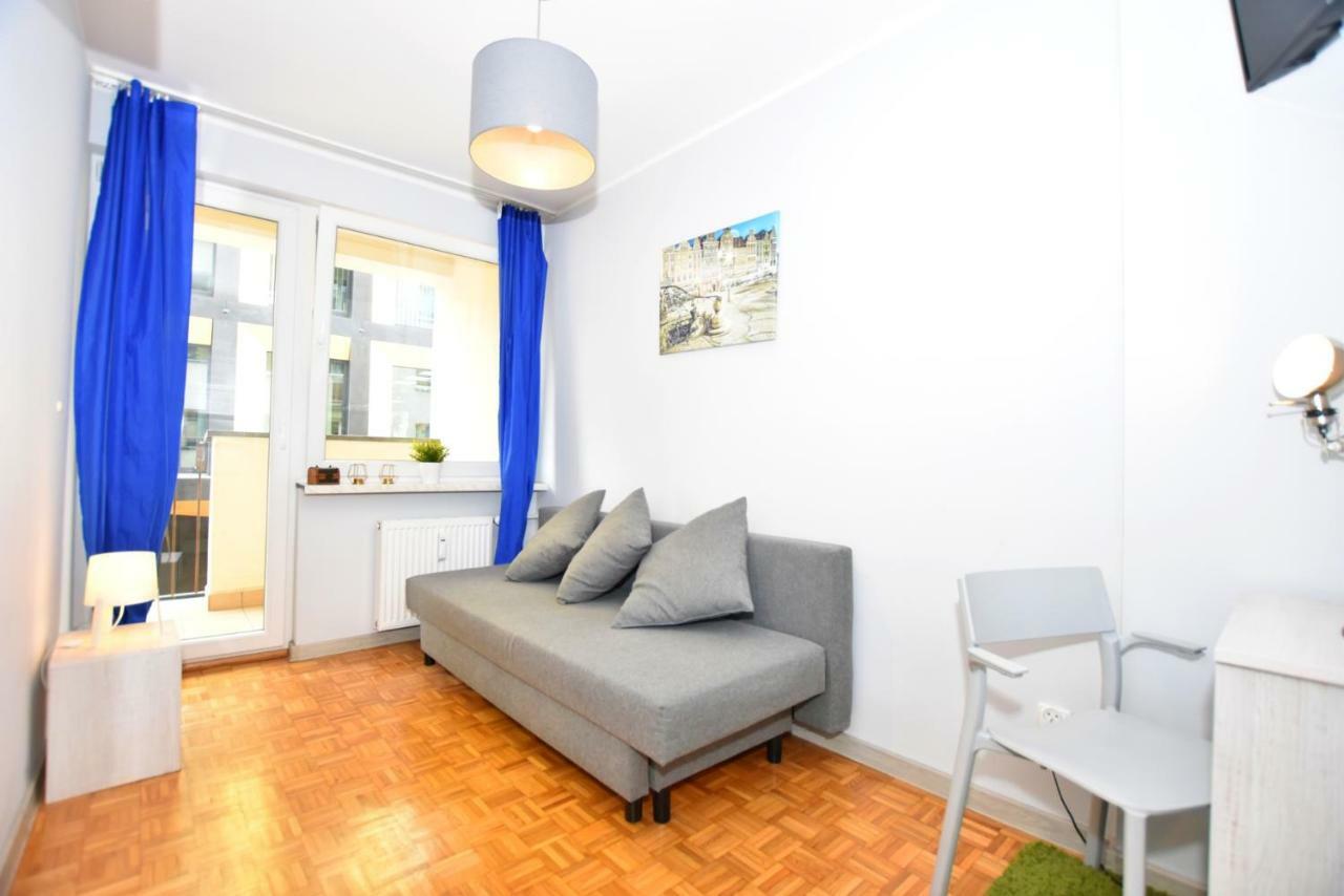 City Central Hostel Laciarska Wrocław Zewnętrze zdjęcie